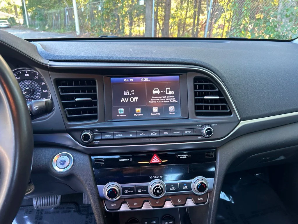 Used 2019 Black Hyundai Value Edition image 18