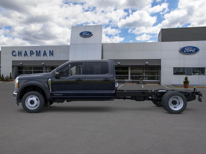 New 2026 Agate Black Metallic Ford F-550® XLT image 3