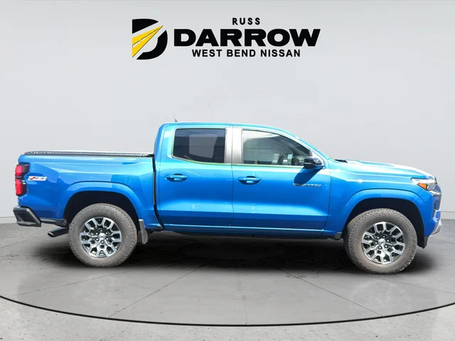 Used 2023 Blue Chevrolet Z71 image 6