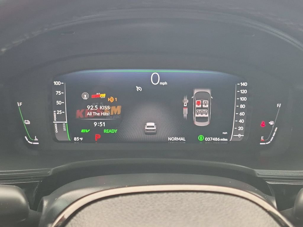 Used 2025  Honda Sport image 11