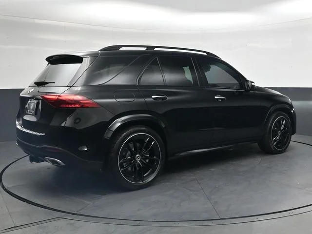 Used 2024  Mercedes-Benz GLE 580 image 4