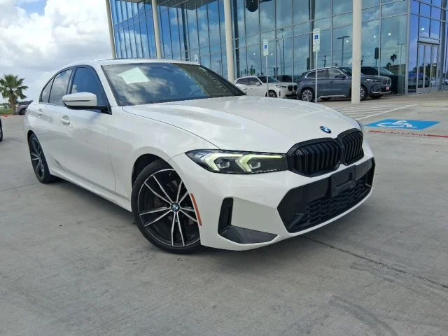 Used 2023 White BMW 330i image 1