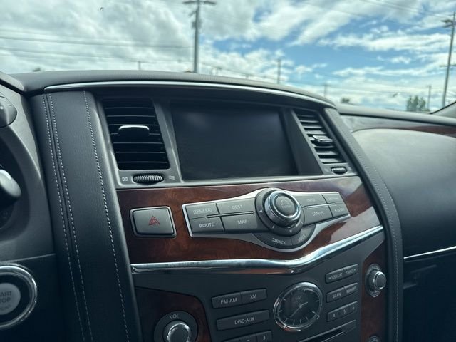 Used 2017 Black INFINITI Limited image 23