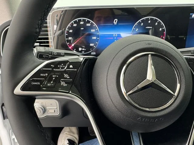 New 2026 Polar White Mercedes-Benz GLE 350 image 23