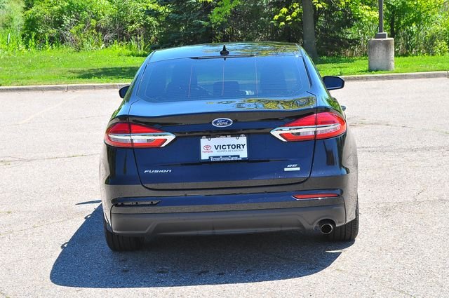 Used 2020 Black Ford SE image 4