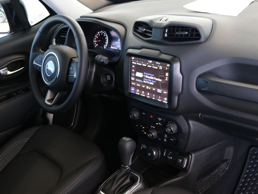 Used 2022 Teal Jeep Limited image 39