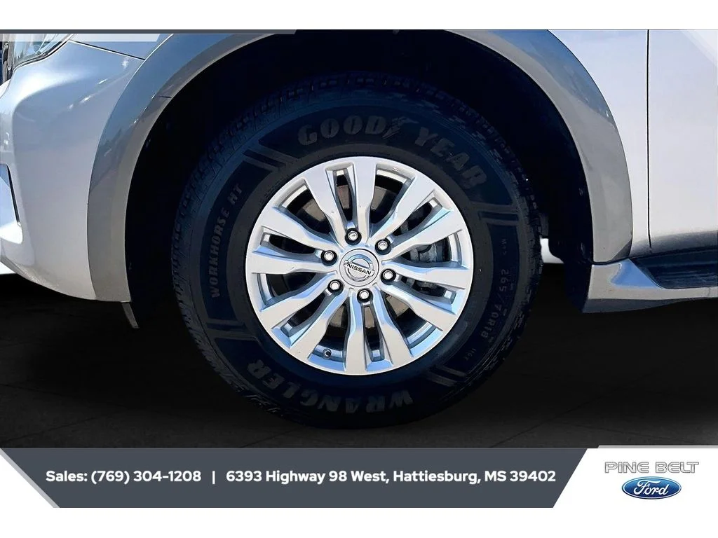 Used 2019 Brilliant Silver Metallic Nissan SV image 7