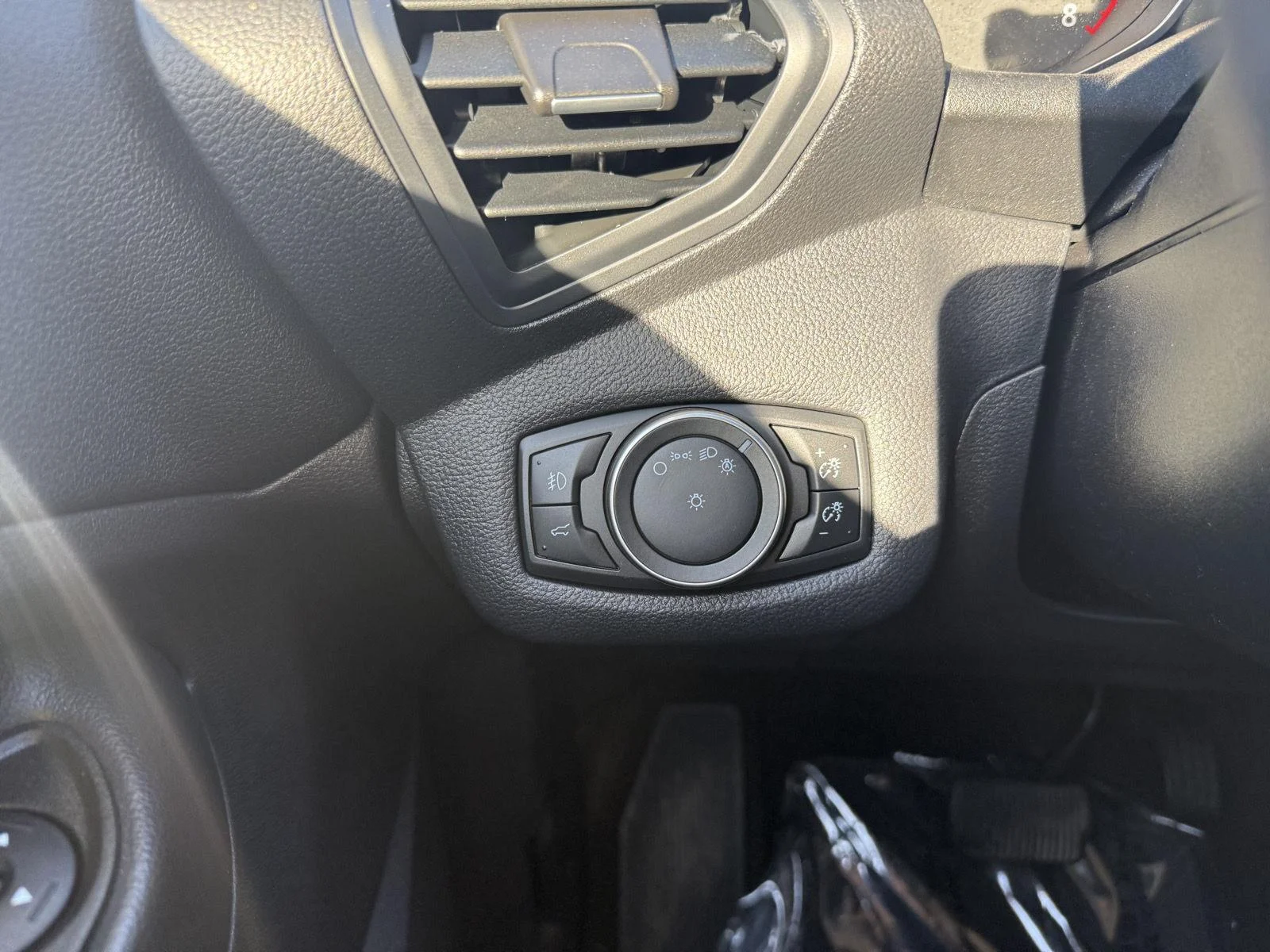 Used 2017 Ruby Red Metallic Tinted Clearcoat Ford SE image 19