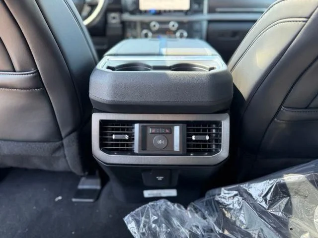 New 2026 Black Ford Platinum image 29