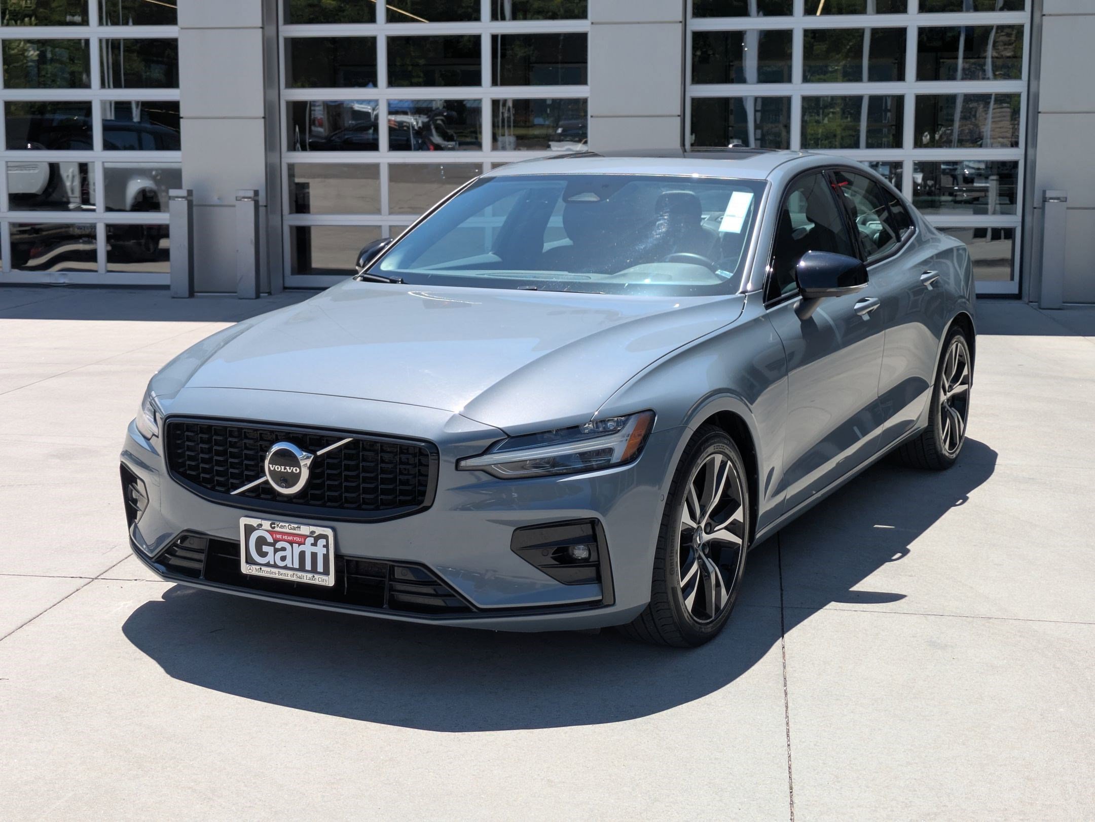 Used 2024 Blue Volvo Plus Dark Theme image 8
