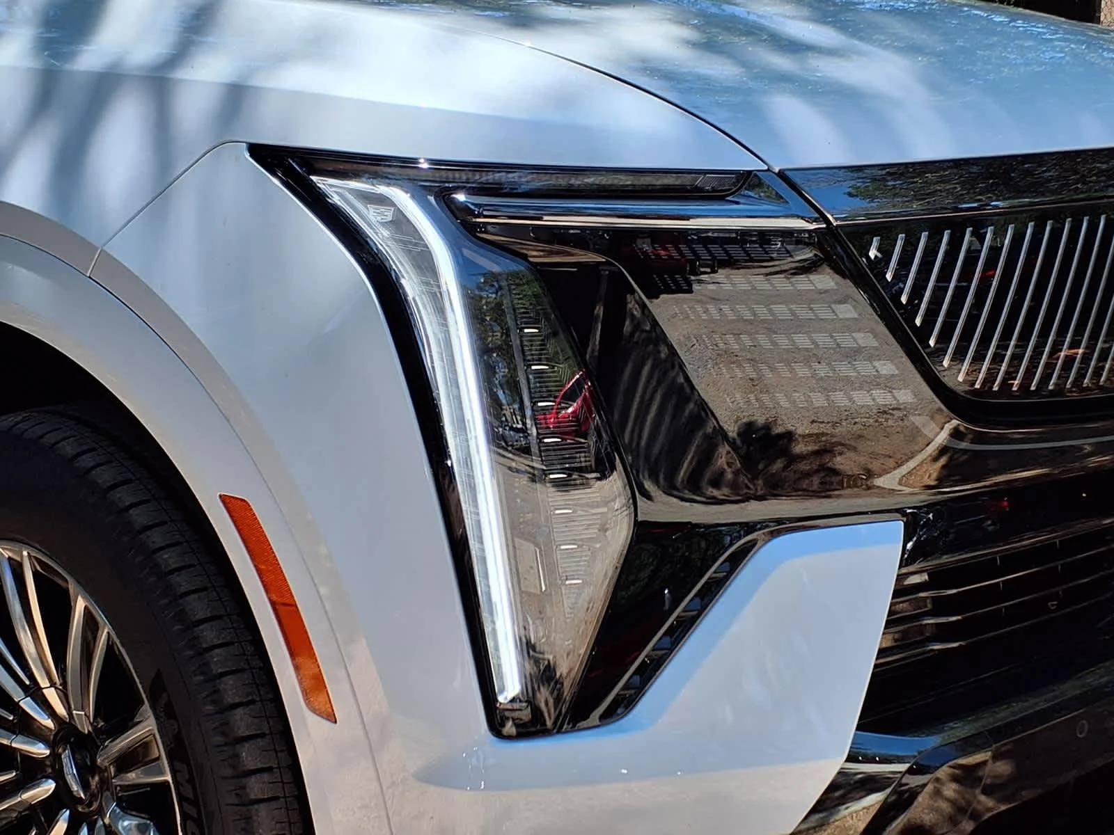 New 2026 Vibrant White Tricoat Cadillac Sport image 3