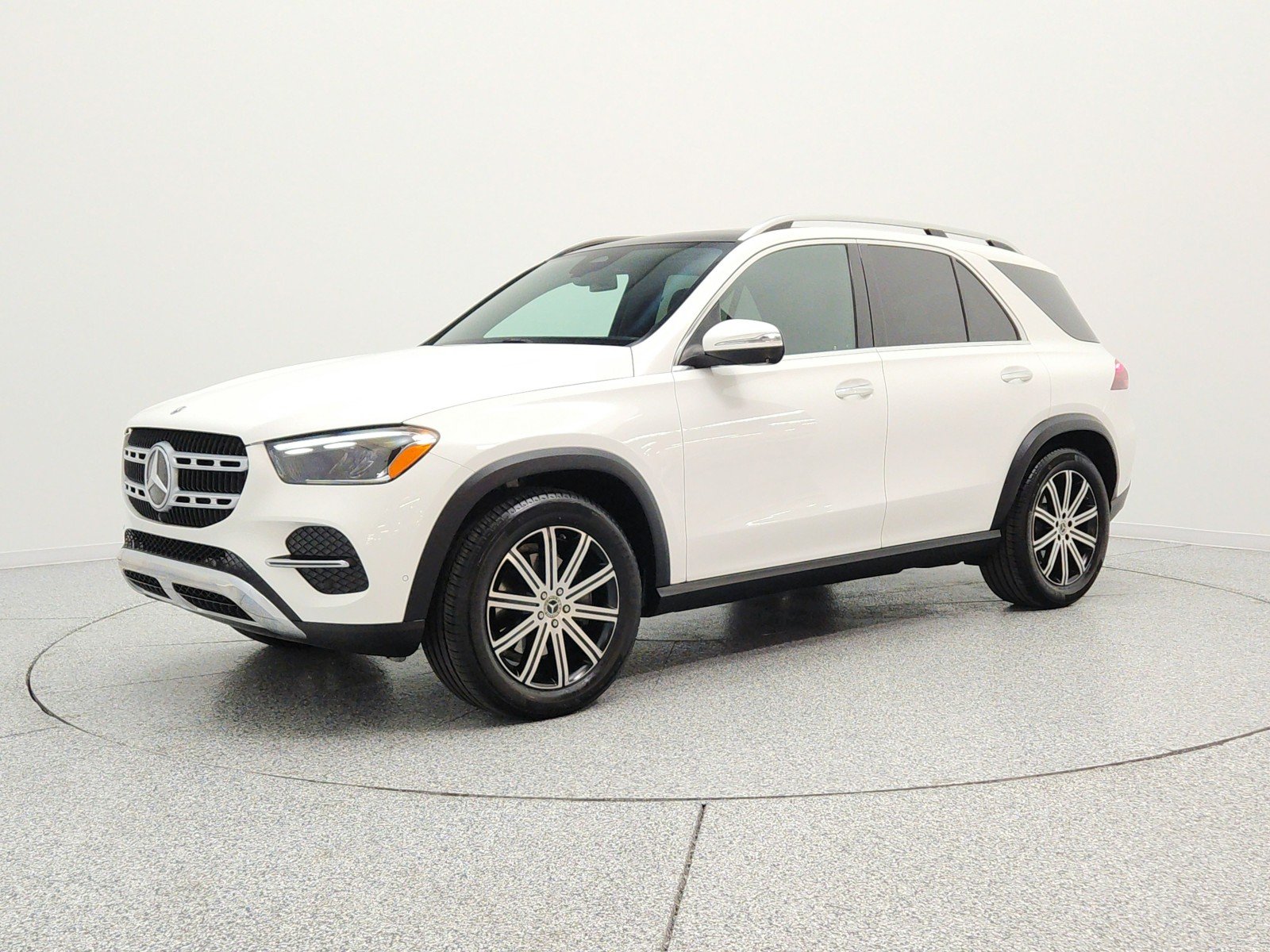 Certified Used 2024 Polar White Mercedes-Benz GLE 350 4MATIC® SUV image 1
