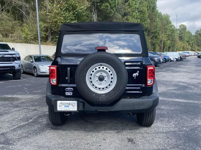 New 2025 Black Ford Base image 4