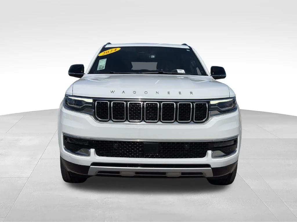 Used 2024 White Jeep Series II image 25