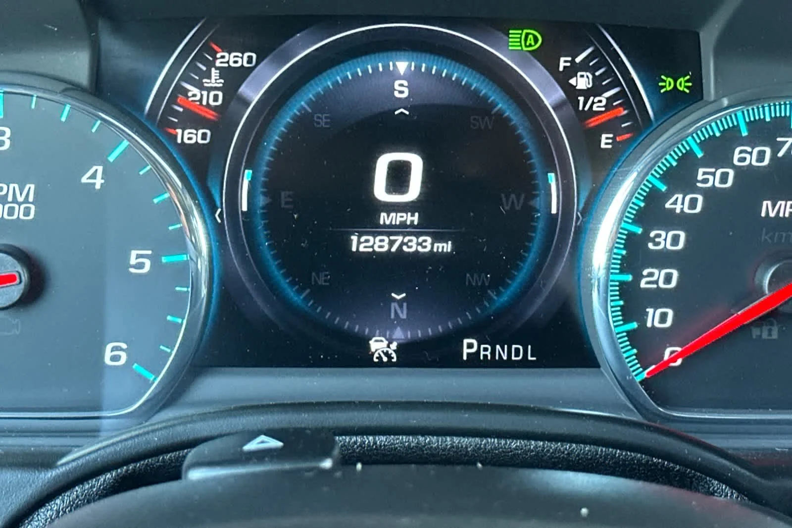 Used 2018 Quicksilver Metallic GMC Denali image 27