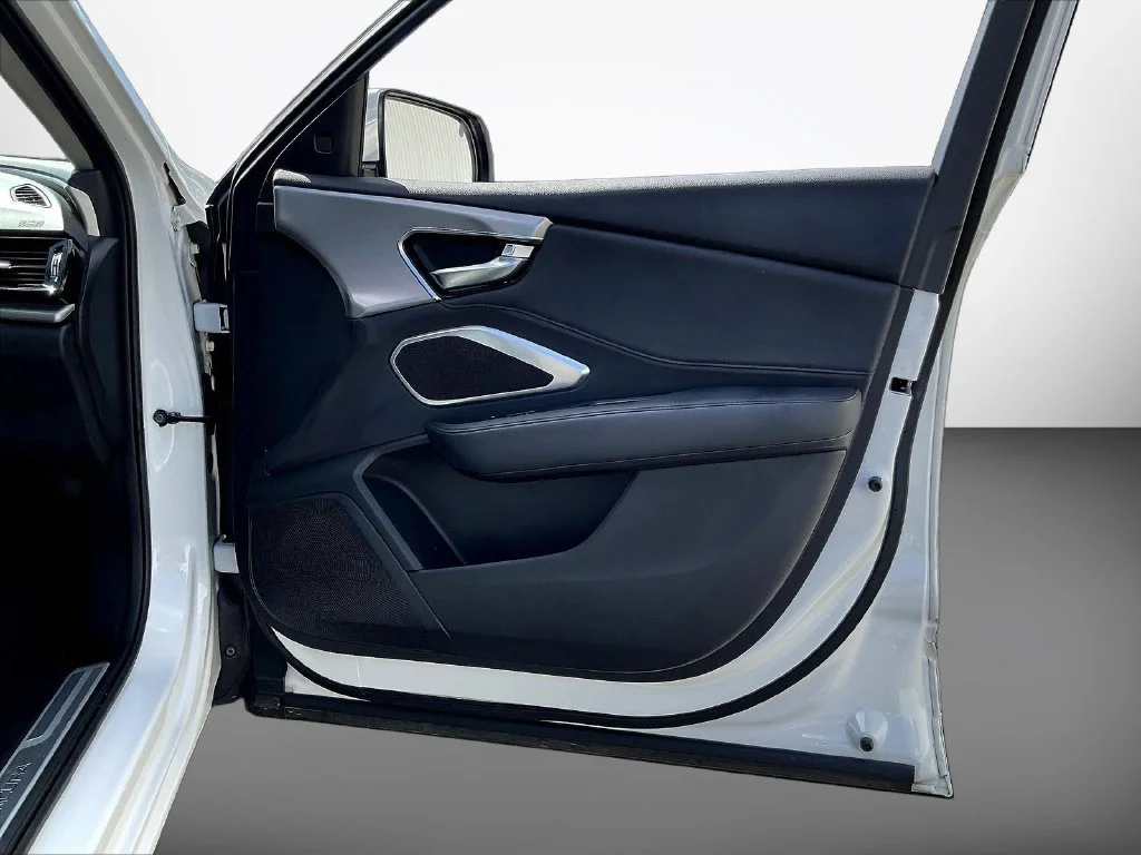 Used 2023 Platinum White Pearl Acura Base image 27