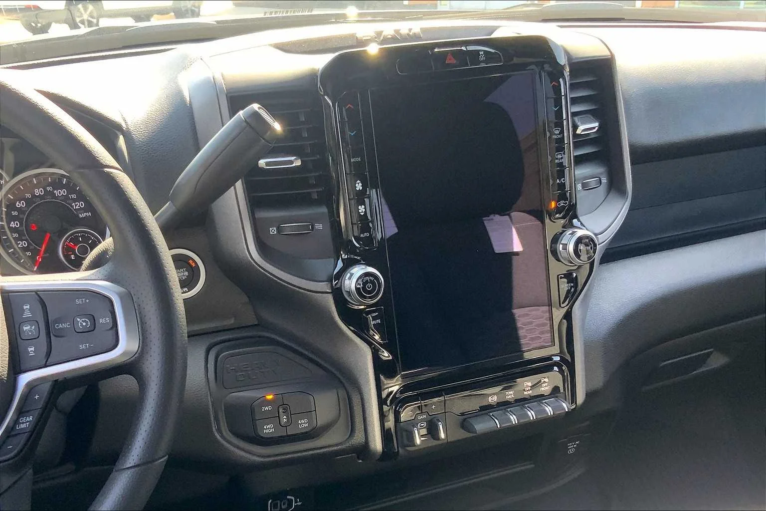 2025 RAM 2500 Tradesman - Photo 7
