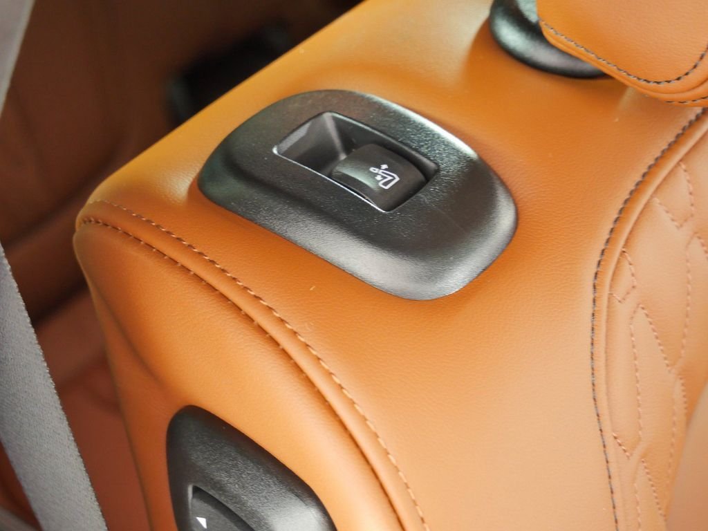 New 2027 Dravit Grey Metallic BMW xDrive40i image 28