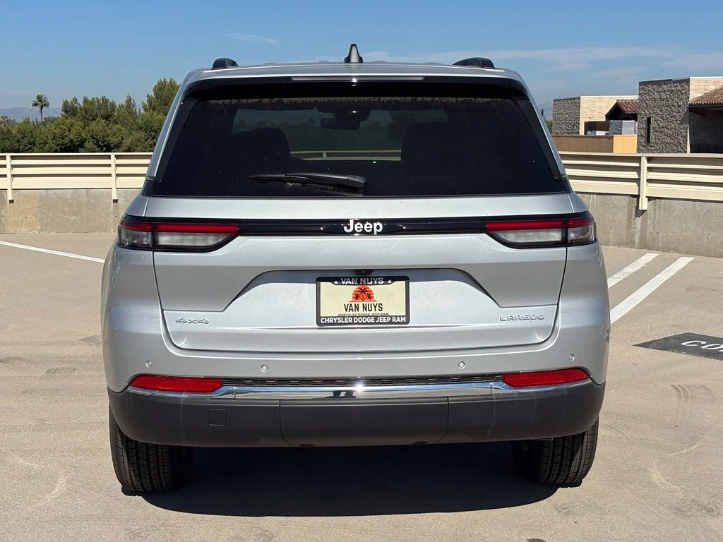 New 2026 Silver Jeep Laredo X image 5