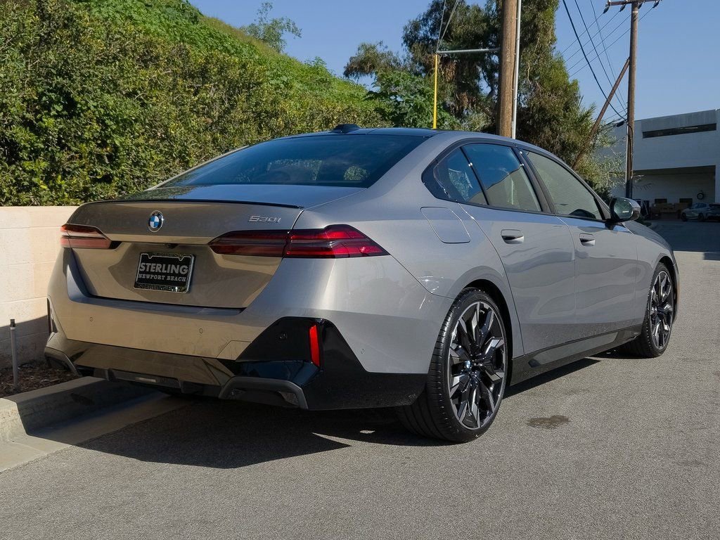 New 2026 Oxide Grey Metallic BMW 530i image 5
