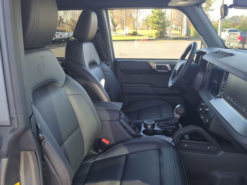 New 2025 Carbonized Gray Metallic Ford Badlands® image 58