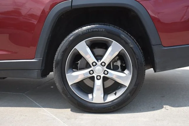 Used 2021 Red Jeep Limited image 8