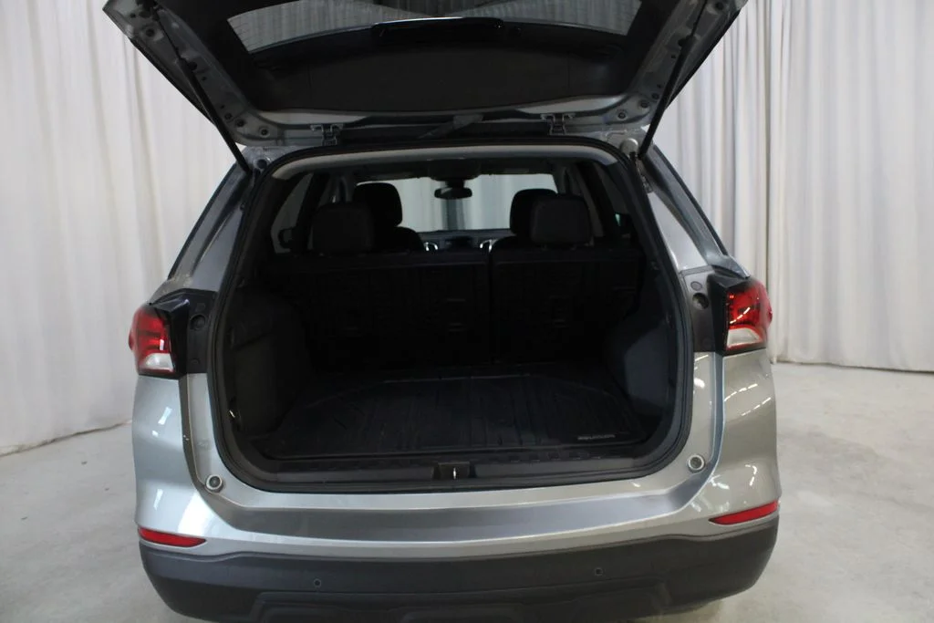 Used 2024 Gray Chevrolet LS image 29