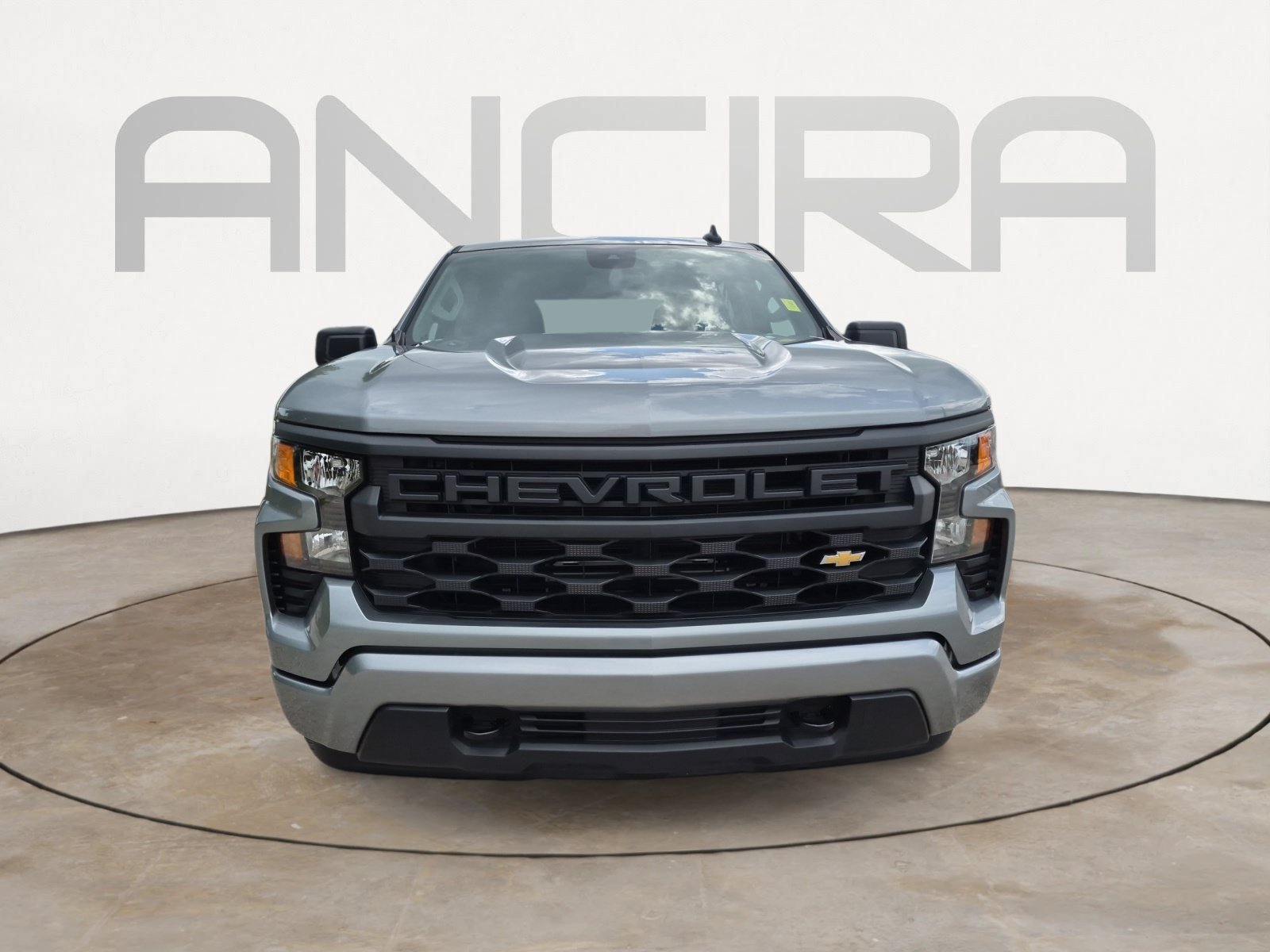 Used 2025 Sterling Gray Metallic Chevrolet Custom image 4