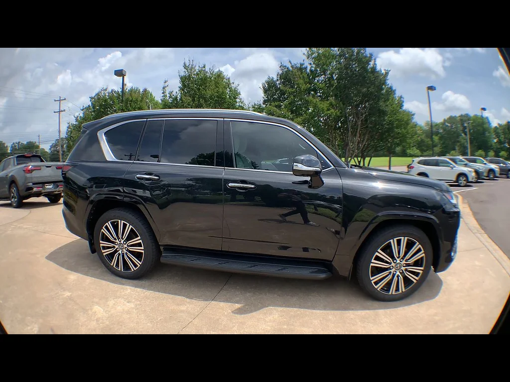 Used 2023 CAVIAR/PEPPER Lexus 600 Luxury image 9