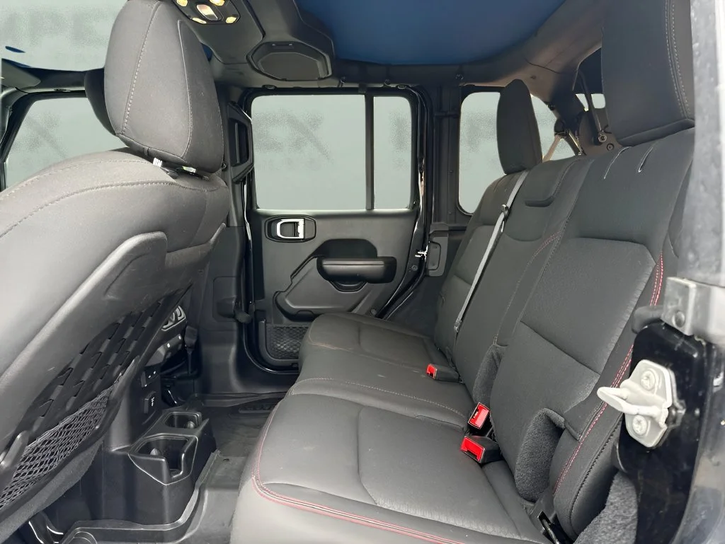 Used 2019 Black Jeep Unlimited Rubicon image 11