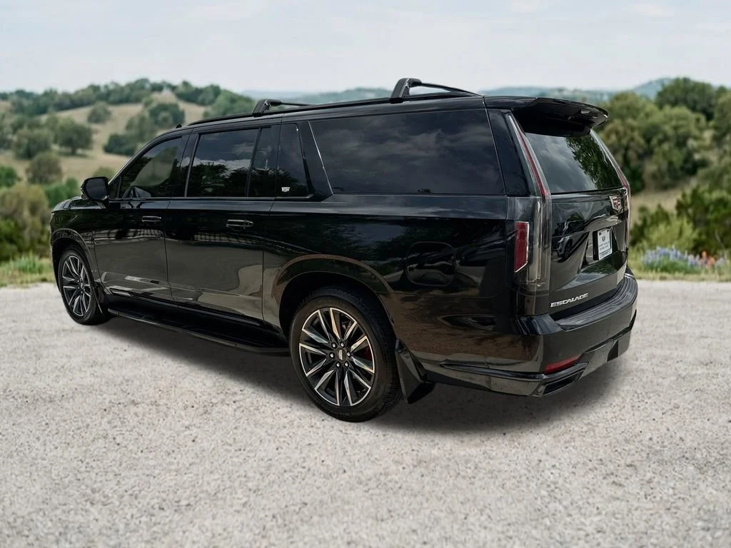 Used 2023 Black Raven Cadillac Sport Platinum image 7