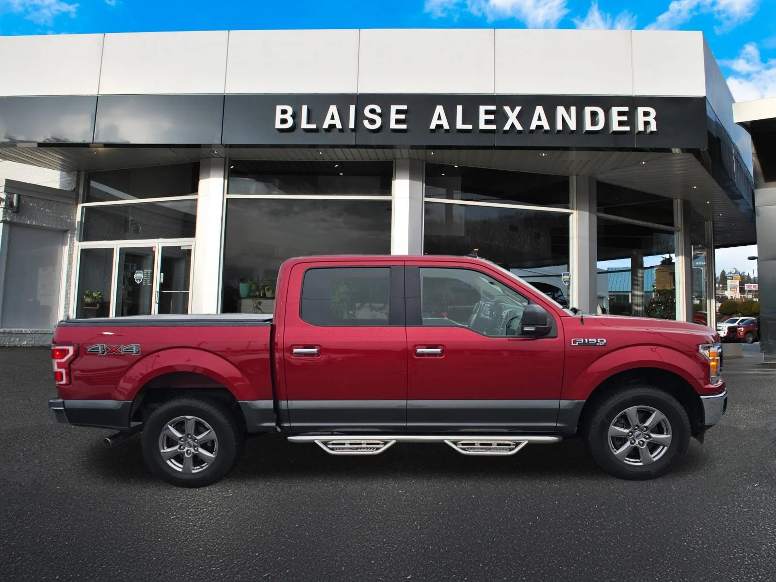 Used 2020 Rapid Red Metallic Tinted Clearcoat Ford XLT image 2