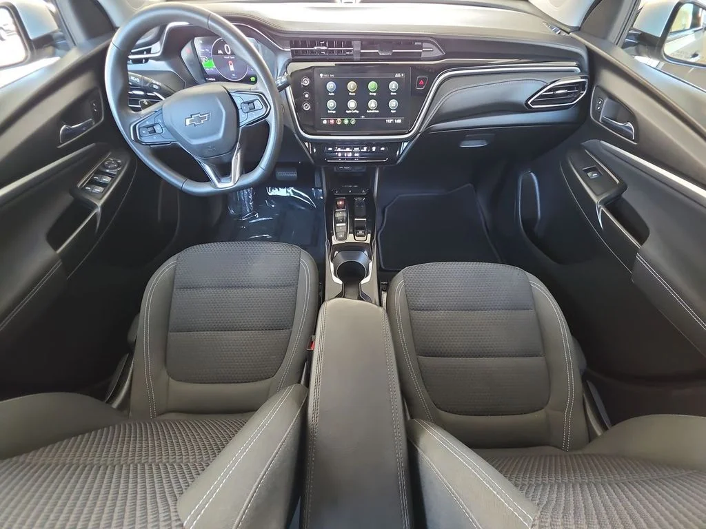 Used 2023 Silver Flare Metallic Chevrolet LT image 21