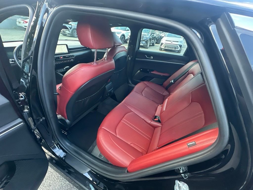 Used 2025 Black Kia GT-Line image 24