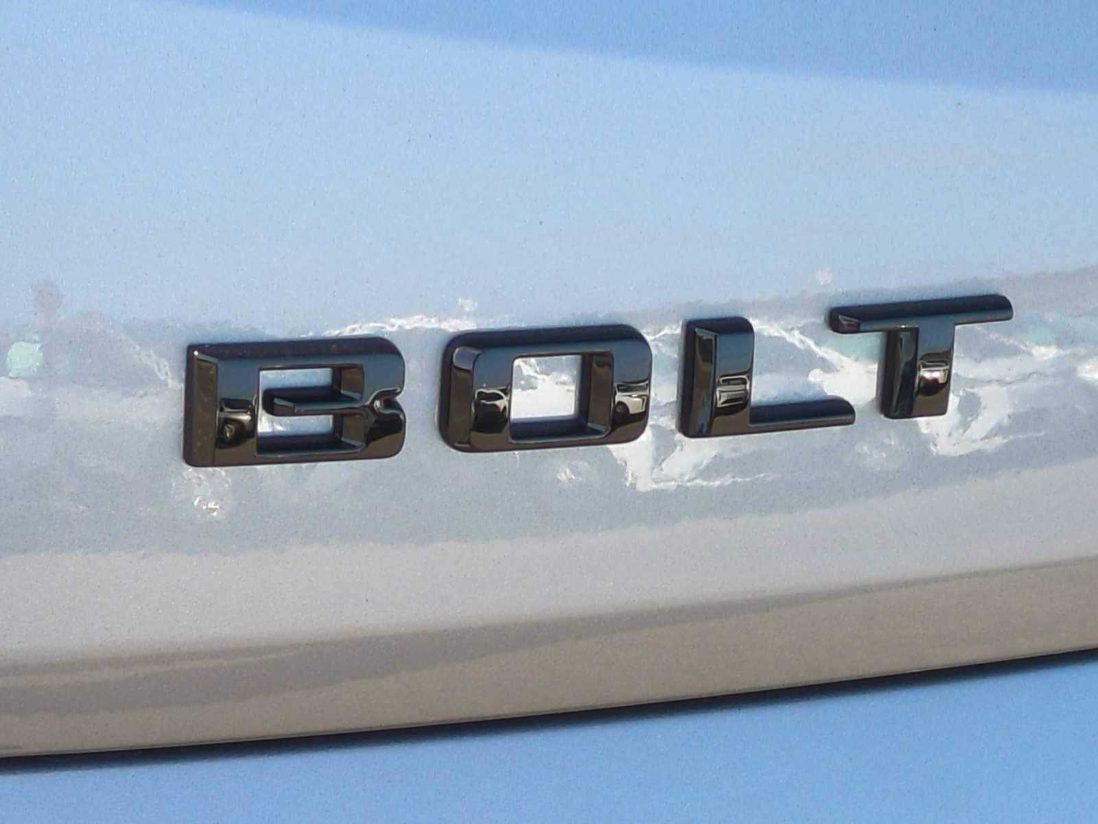 2027 Chevrolet Bolt LT - Photo 9
