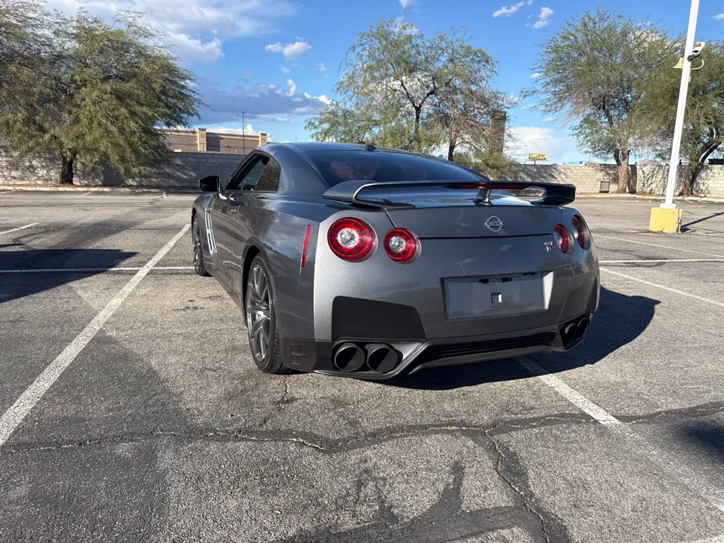 Used 2015 Gray Nissan Premium image 15