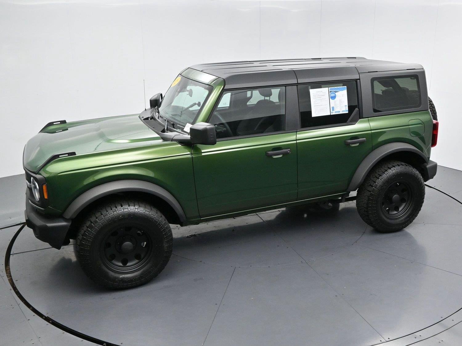 Used 2025 Green Ford Base image 43