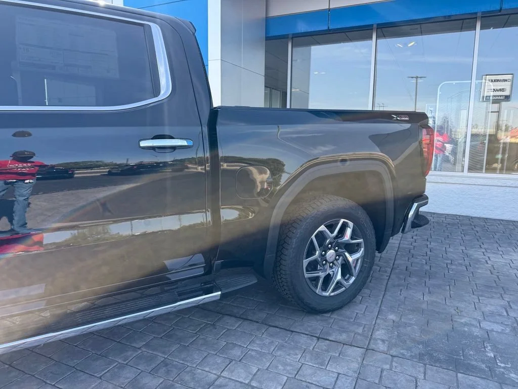 New 2026 Onyx Black GMC SLT image 6