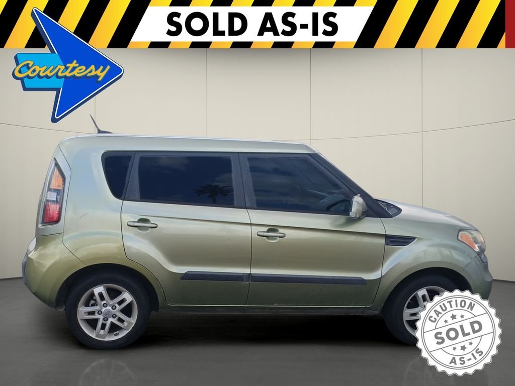 Used 2011 Green Kia Plus image 7