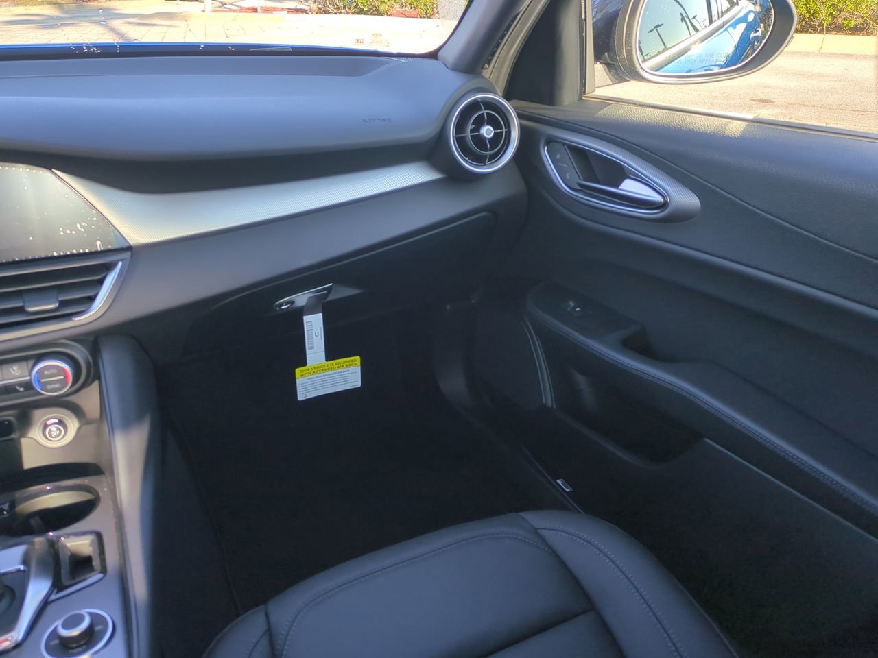 2025 Alfa Romeo Giulia Base - Photo 15