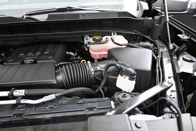 Used 2024 Black Chevrolet LT image 27
