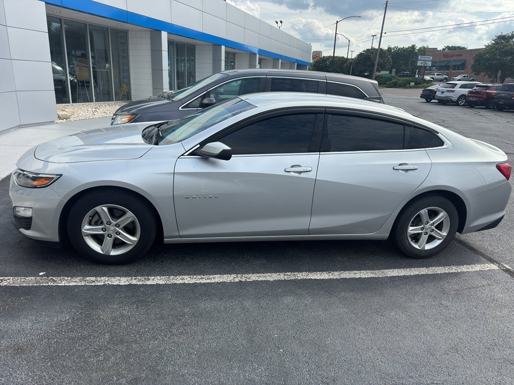 Used 2021 Chevrolet Malibu 1LS with VIN 1G1ZB5ST6MF075271 for sale in Clinton, TN