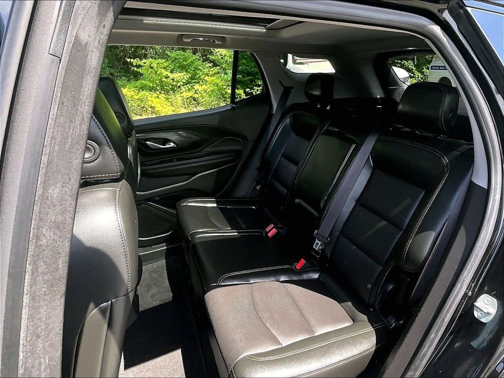 Used 2020 Black GMC SLT image 14