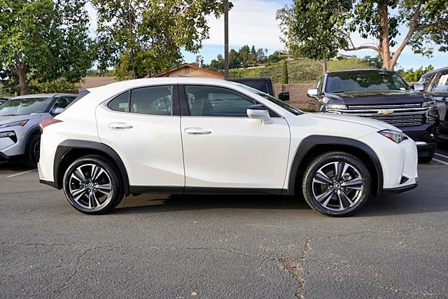 Used 2023 Gray Lexus 250h Base image 5