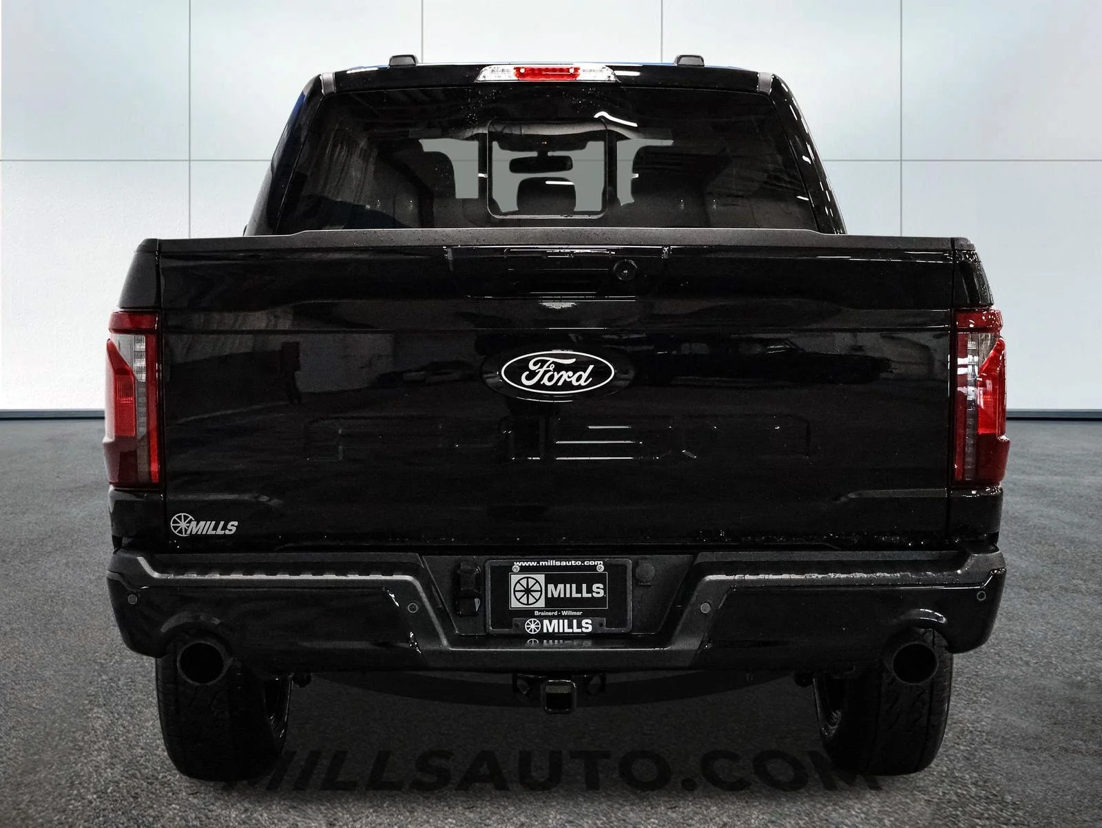 Used 2026 Agate Black Metallic Ford XLT image 6