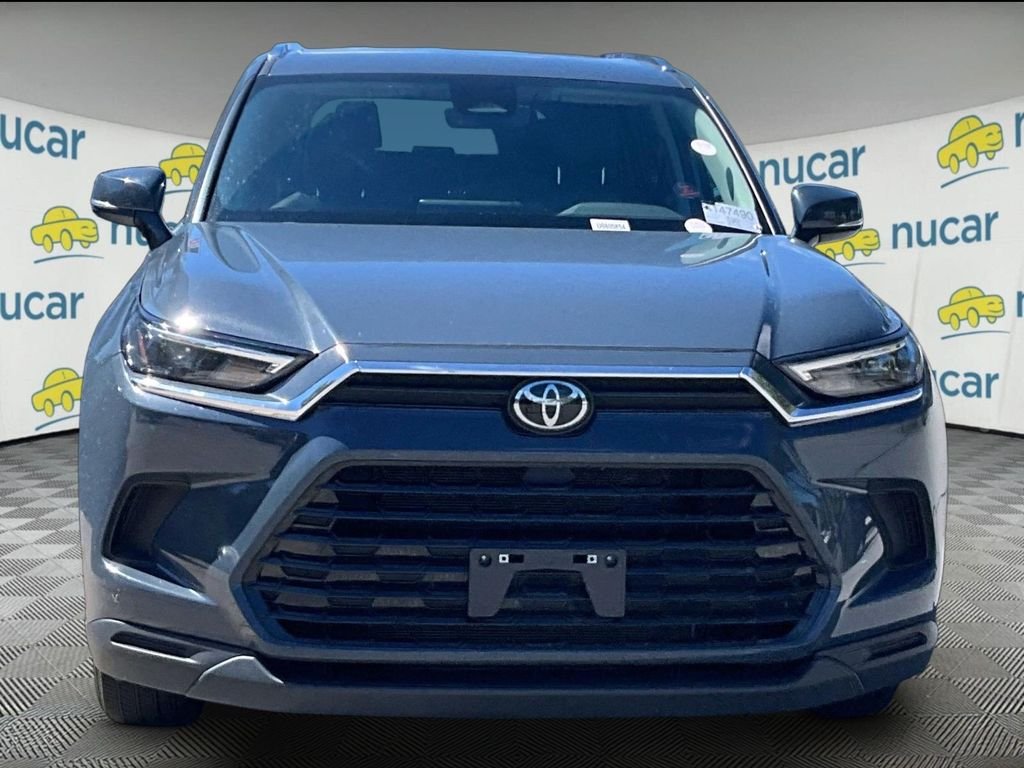 Used 2025 White Toyota XLE image 2