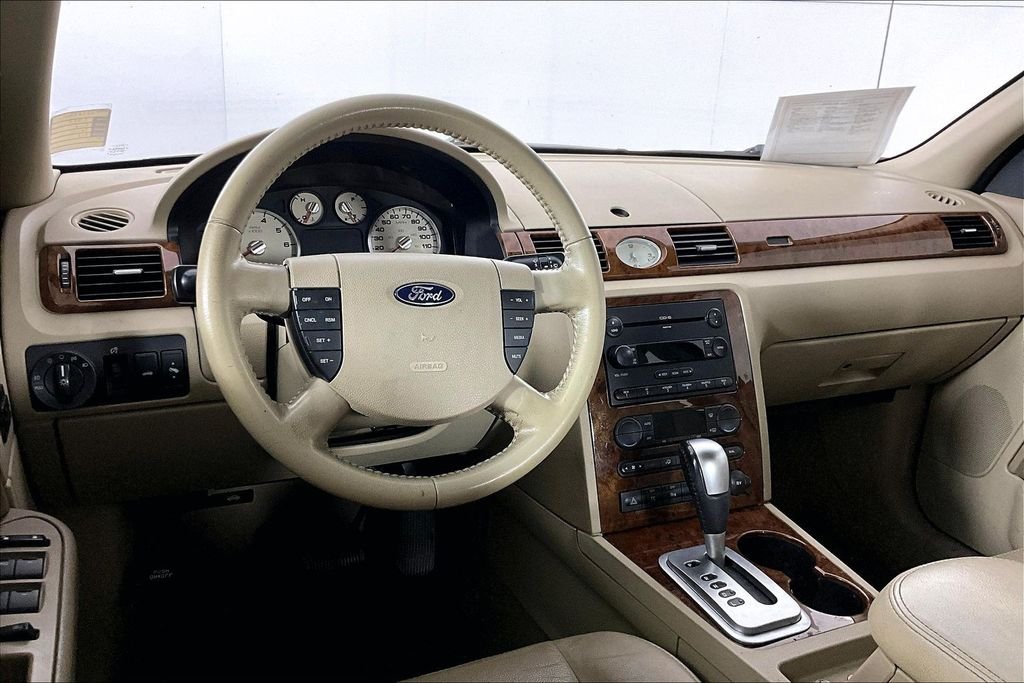Used 2007 Red Ford Limited image 4