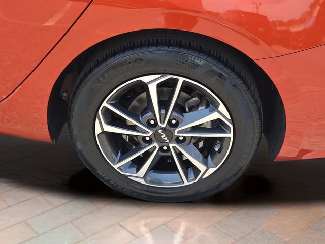 Certified Used 2024 Red Kia LXS image 21