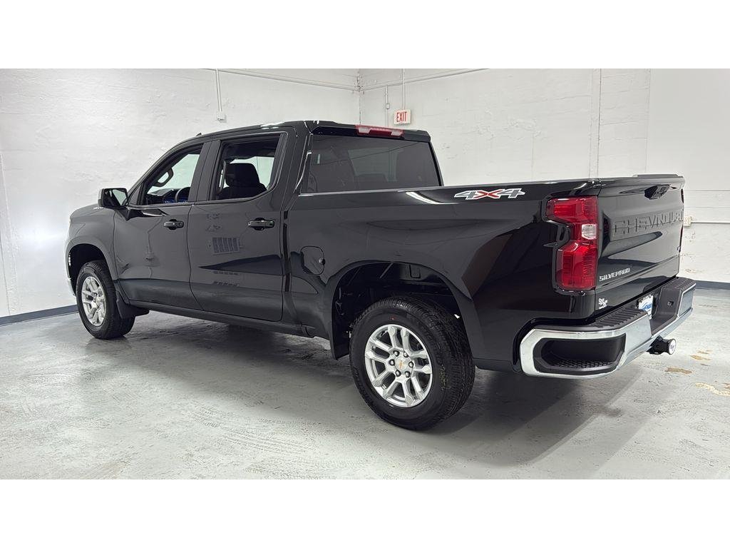2026 Chevrolet Silverado 1500 LT - Photo 5