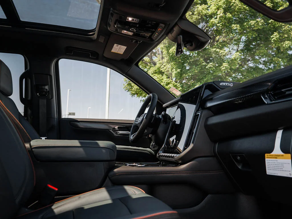 2026 GMC Yukon AT4 - Photo 11